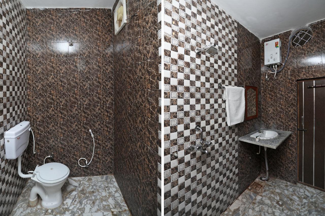 מטורה Oyo 14543 Royal Palace And Banquets מראה חיצוני תמונה